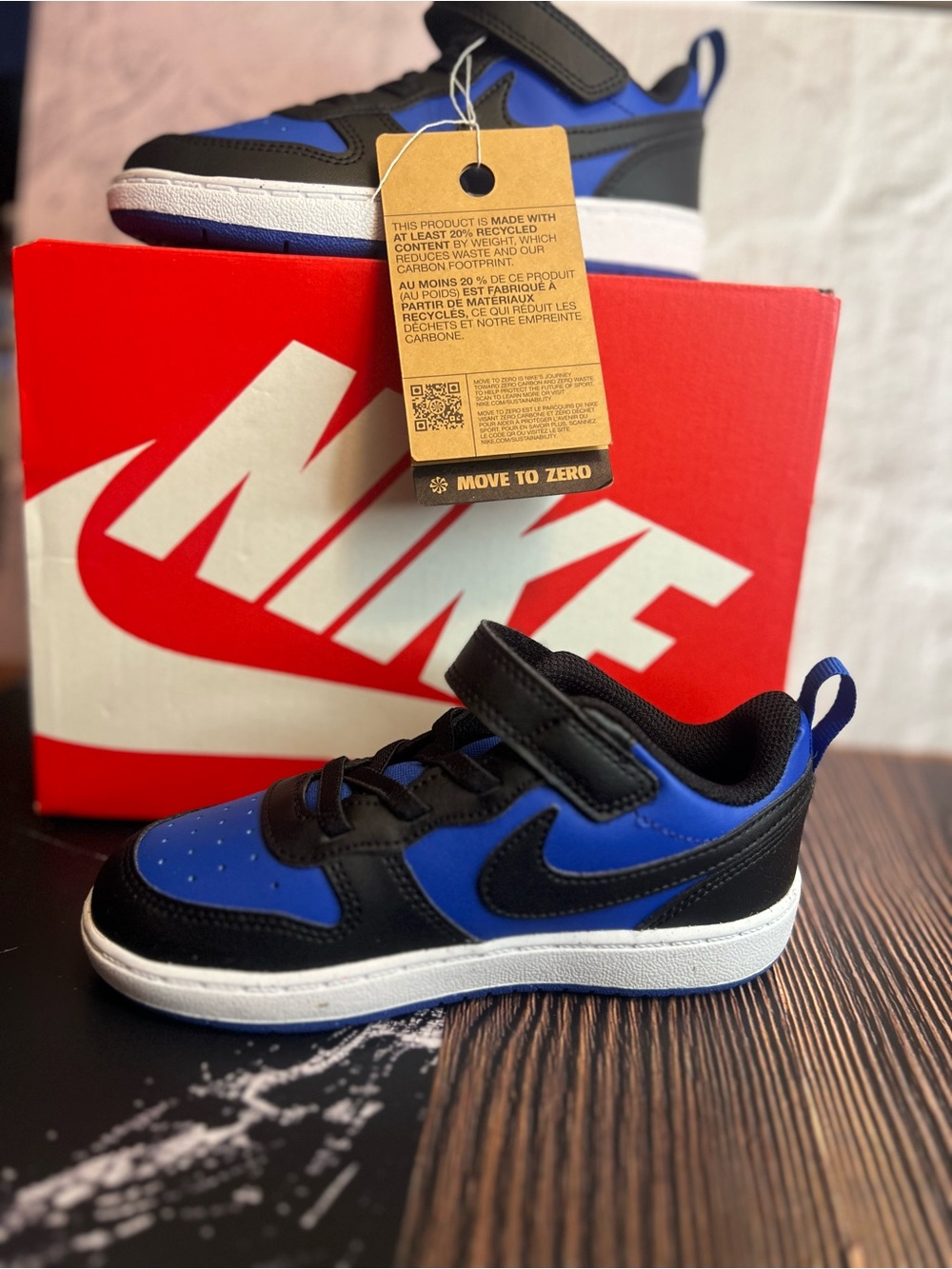 Nike Kids Low-Top Sneakers in Blue and Black with White Sole